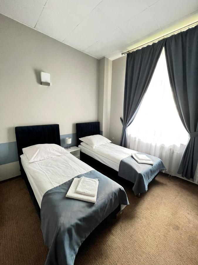 Hotel Park Opoczno Kültér fotó