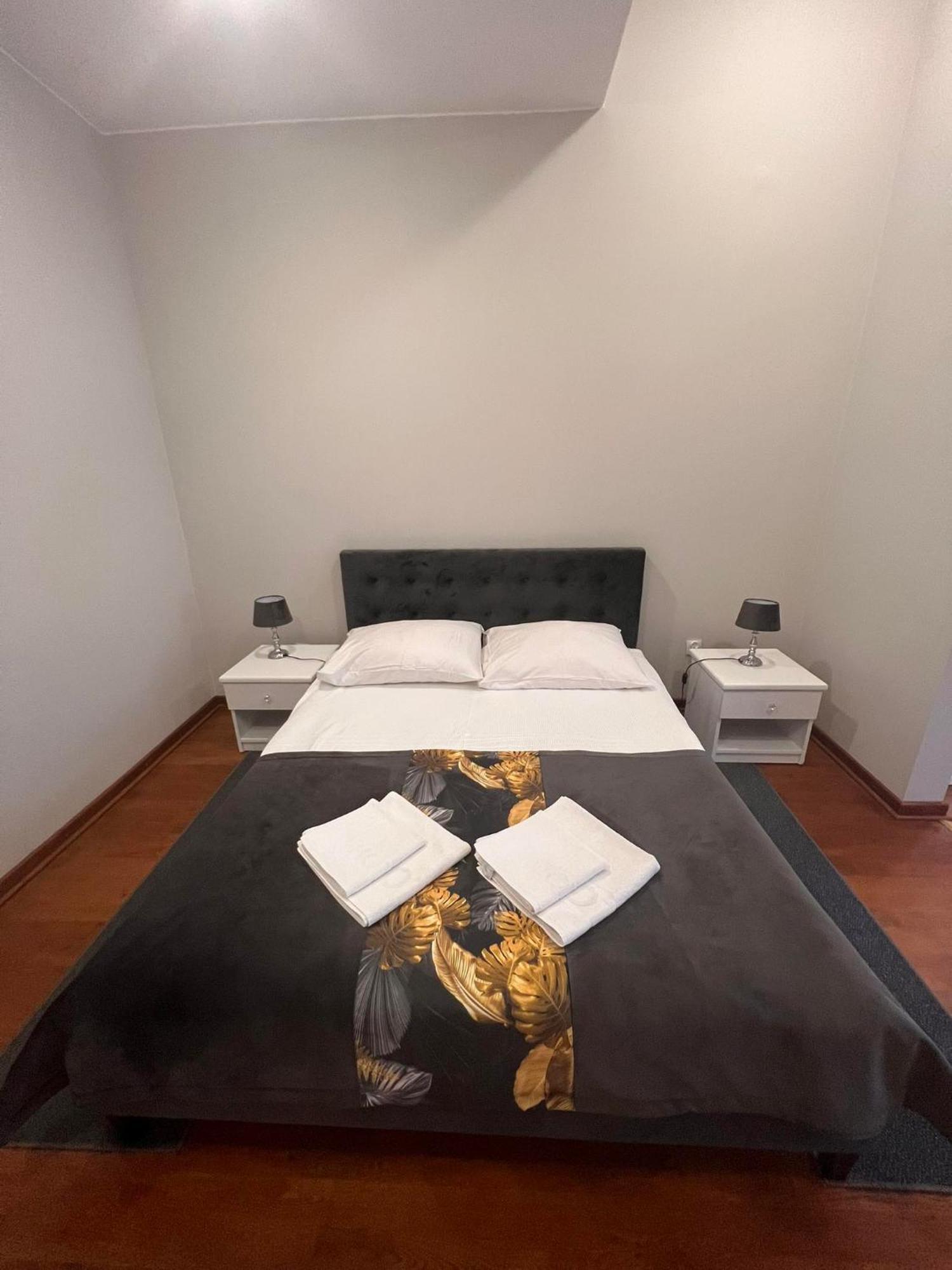 Hotel Park Opoczno Kültér fotó
